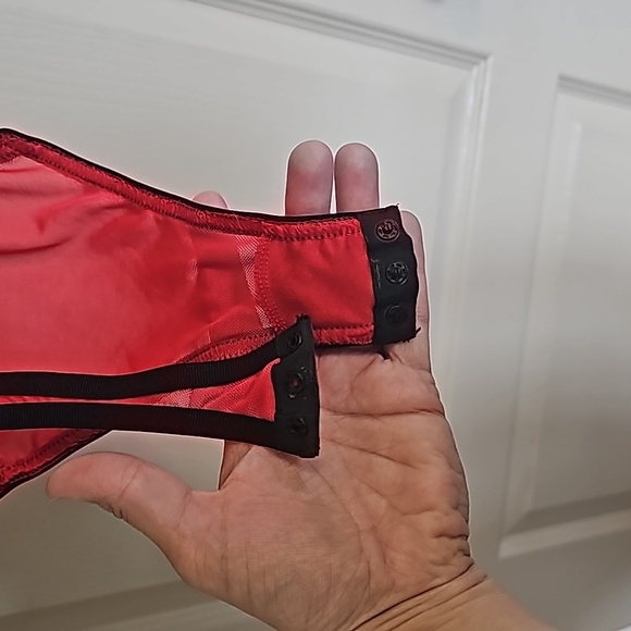 BCBG red bodysuit lingerie size Medium EUC - Picture 3 of 7
